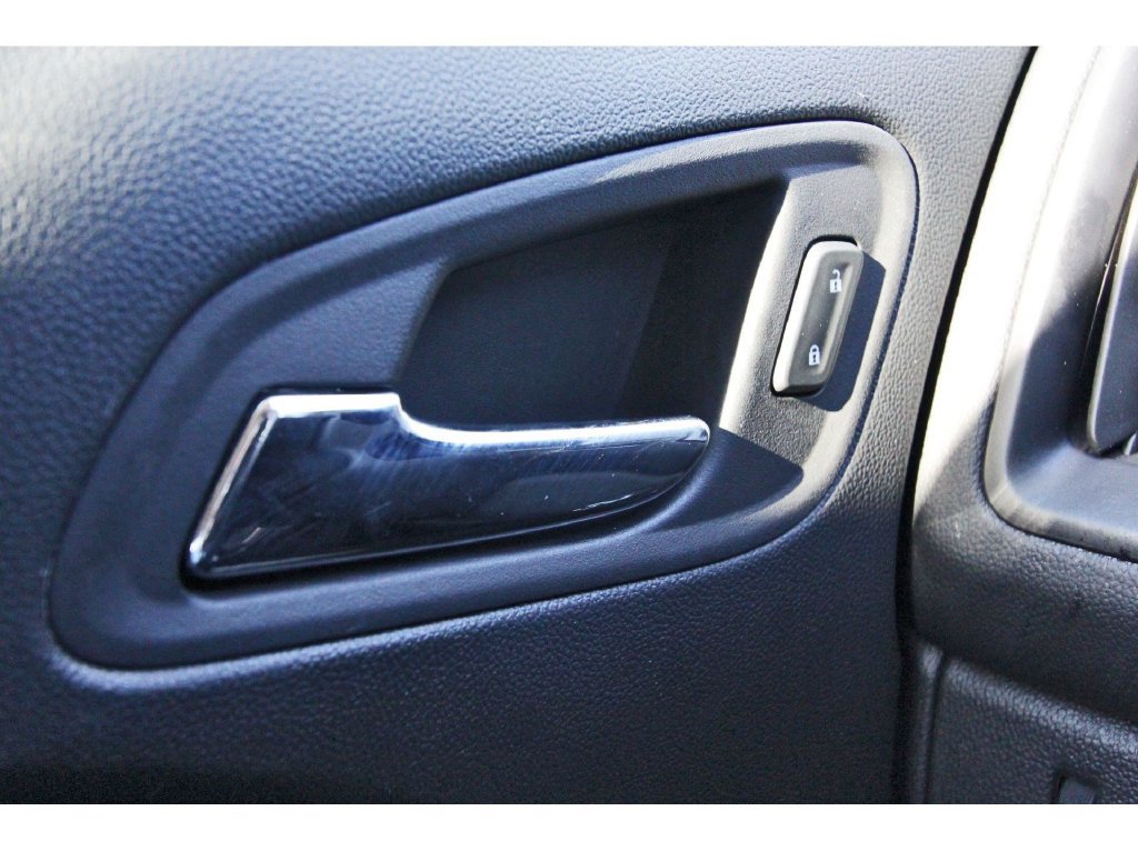 Used 2022 Chevrolet Colorado LT w/ Redline Special Edition RWD image 21