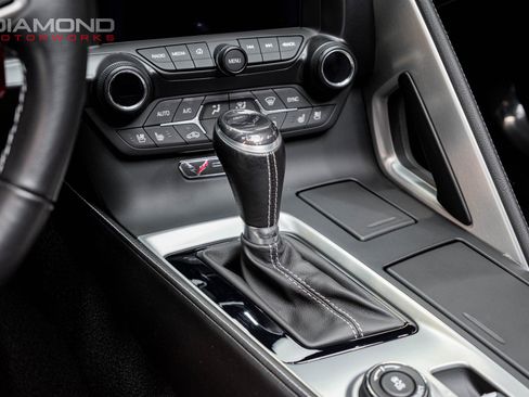 Used 2019 Chevrolet Corvette Stingray Coupe RWD image 13