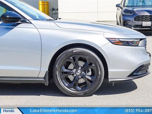 Certified 2025 Honda Accord SE image 7