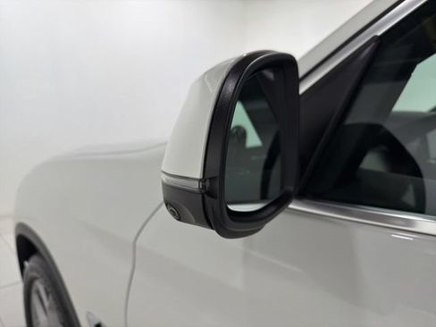 Used 2023 BMW X3 xDrive30i w/ Premium Package AWD/4WD image 9