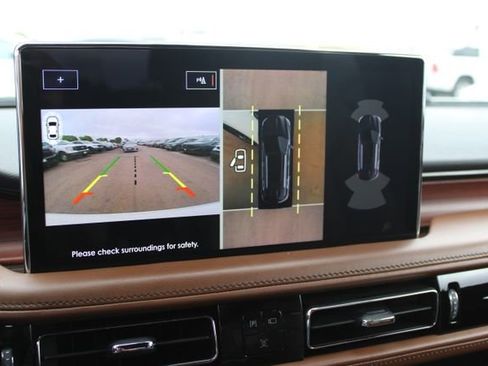 Used 2023 Lincoln Nautilus Reserve w/ Equipment Group 201A AWD/4WD image 27