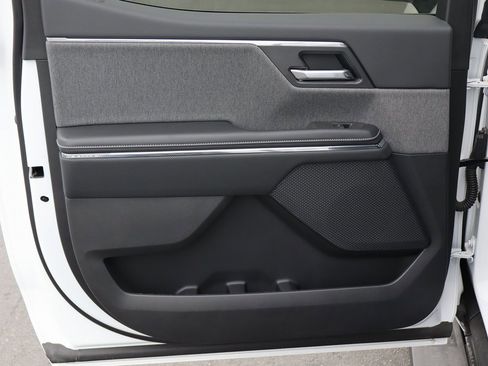 New 2026 GMC Sierra EV Elevation image 22