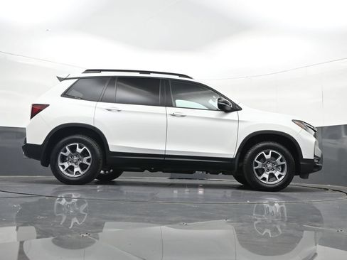 Used 2022 Honda Passport TrailSport image 37