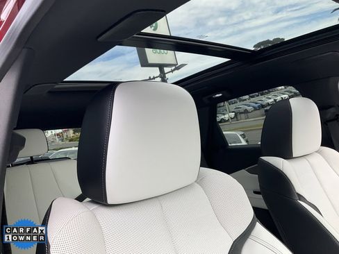 Used 2024 Acura ZDX A-Spec image 61