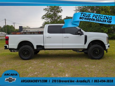 Used 2024 Ford F250 Lariat w/ Lariat Ultimate Package AWD/4WD image 3
