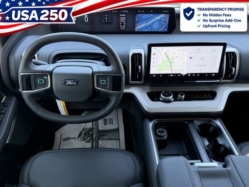New 2026 Ford Expedition Active RWD image 12