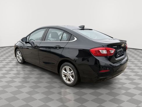 Used 2016 Chevrolet Cruze LT w/ Convenience Package image 5
