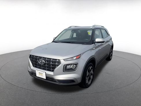 Used 2025 Hyundai Venue SEL image 7