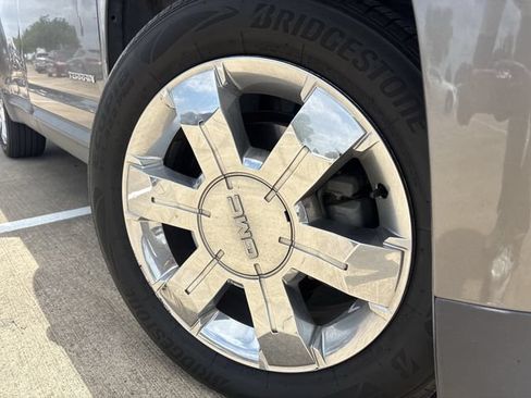 Used 2011 GMC Terrain SLT FWD image 9