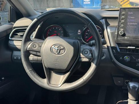 Used 2024 Toyota Camry XSE FWD image 17