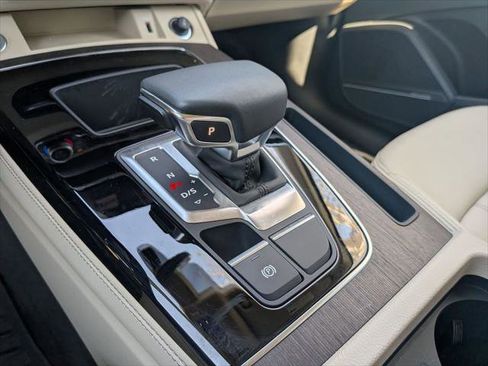 Certified 2023 Audi Q5 2.0T Premium Plus w/ Premium Plus Package AWD/4WD image 16