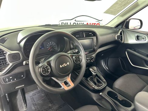 Used 2022 Kia Soul LX w/ Technology Package FWD image 15