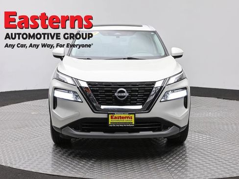 Used 2023 Nissan Rogue SV w/ SV Premium B Package AWD/4WD image 2