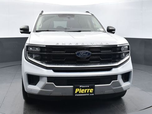 New 2026 Ford Expedition Platinum image 6