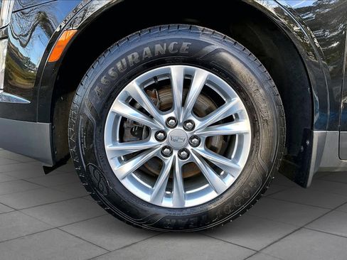 Used 2022 Cadillac XT5 Luxury w/ LPO, Floor Liner Package image 30