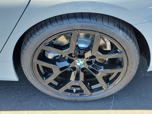 New 2026 BMW 330i Sedan w/ M Sport Package image 5