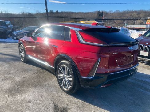 Certified 2024 Cadillac Lyriq Luxury image 12