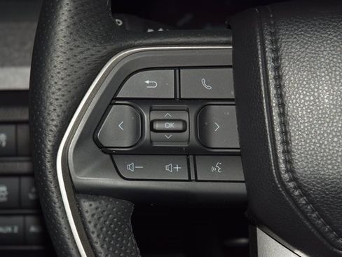 Used 2025 Toyota Tacoma Trailhunter image 45