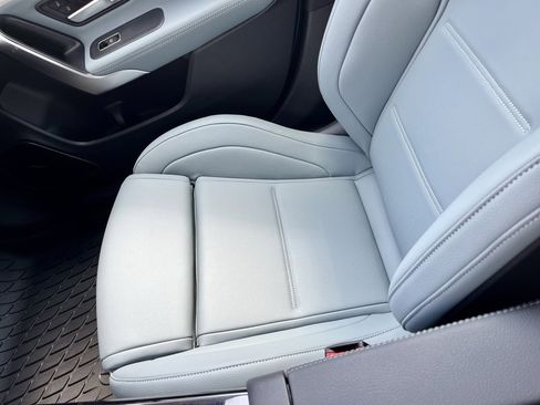 Certified 2025 Mercedes-Benz CLA 35 AMG 4MATIC image 50