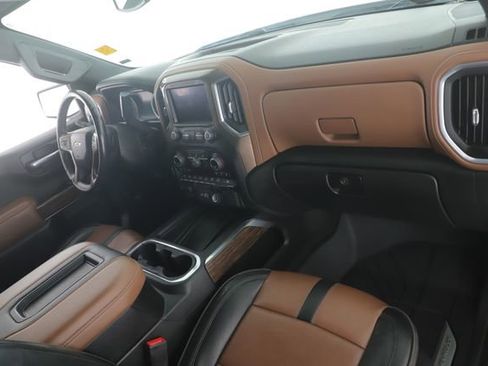 Used 2022 Chevrolet Silverado 1500 High Country w/ Safety Package II image 31