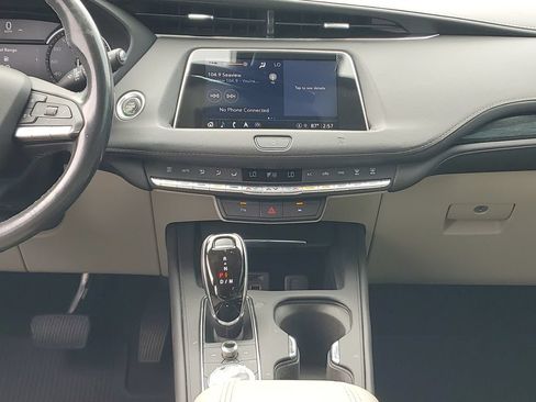 Used 2021 Cadillac XT4 Premium Luxury w/ Driver Awareness Package FWD image 16