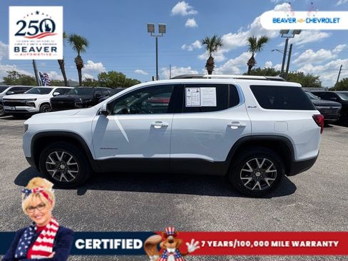 Used 2022 GMC Acadia SLE w/ Driver Convenience Package FWD image 4