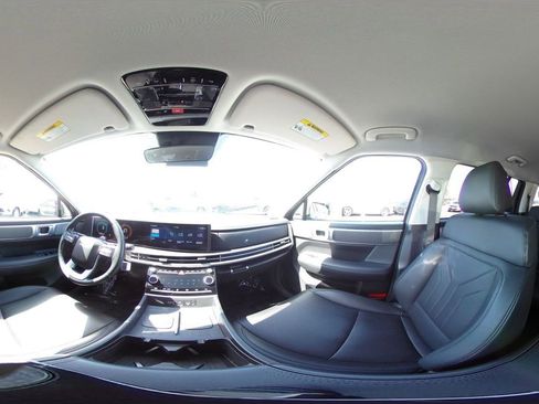 Used 2025 Hyundai Santa Fe SEL image 45