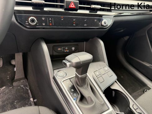 New 2026 Kia Sportage LX AWD/4WD image 17
