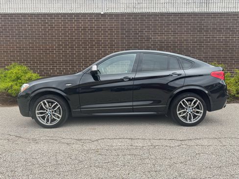 Used 2017 BMW X4 M40i image 2