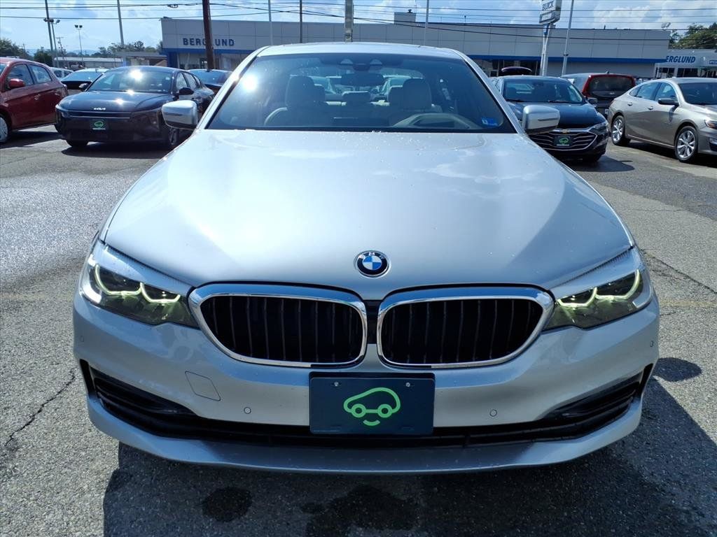 Used 2019 BMW 530i w/ Convenience Package RWD image 9