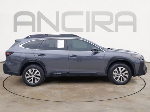 Used 2025 Subaru Outback Premium w/ Popular Package #1A AWD/4WD image 15