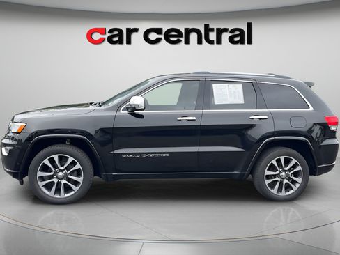 Used 2017 Jeep Grand Cherokee Overland w/ Jeep Active Safety Group AWD/4WD image 2