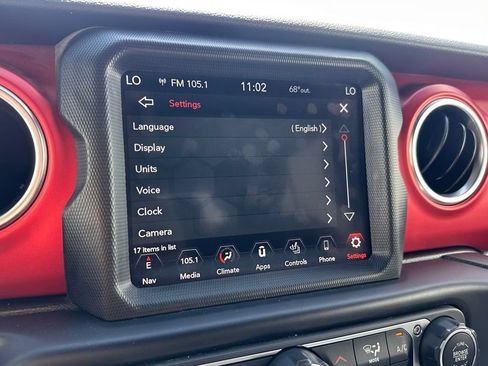 Used 2022 Jeep Gladiator Rubicon w/ LED Lighting Group AWD/4WD image 39