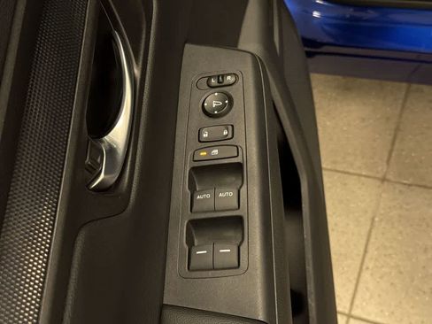 Used 2023 Honda CR-V EX image 22