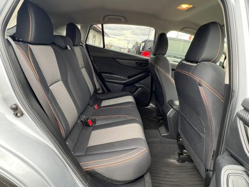 Used 2018 Subaru Crosstrek 2.0i Premium AWD/4WD image 12