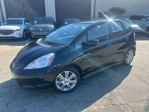 Used 2011 Honda Fit Sport image 2