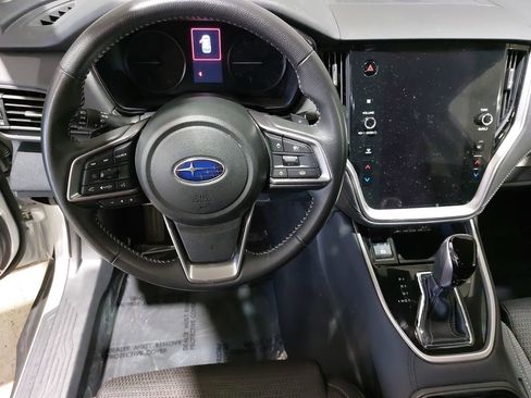 Certified 2025 Subaru Outback Premium w/ Popular Package #1A AWD/4WD image 17