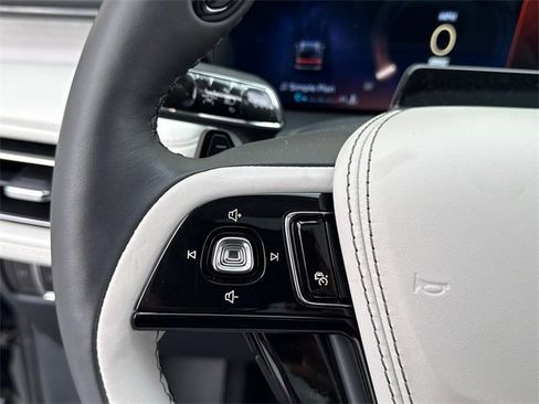 New 2025 Lincoln Aviator Reserve w/ Equipment Group 201A image 27