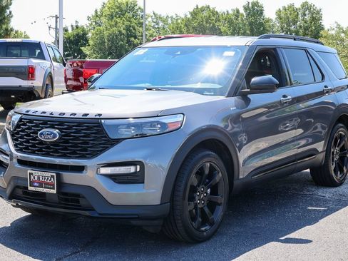 Used 2022 Ford Explorer ST-Line w/ Class IV Trailer Tow Package AWD/4WD image 42