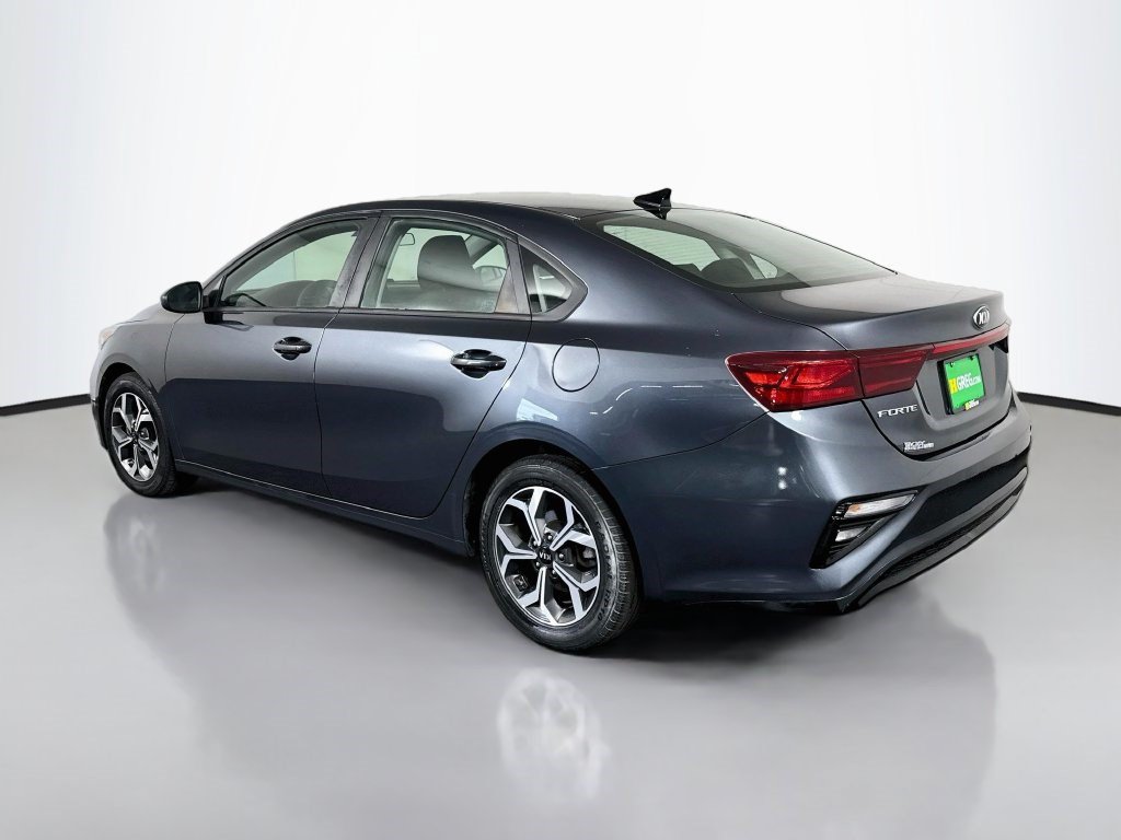 Used 2020 Kia Forte LXS FWD image 7