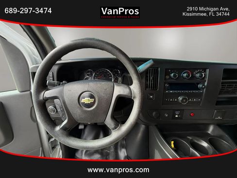 Used 2015 Chevrolet Express 3500 Extended RWD image 10