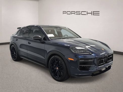 Certified 2026 Porsche Cayenne Turbo GT AWD/4WD image 8