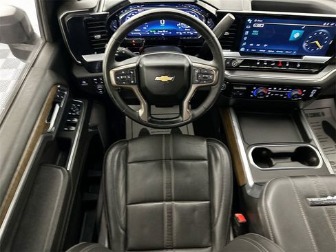 Used 2024 Chevrolet Silverado 2500 High Country image 24