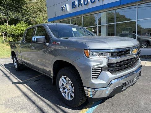 New 2026 Chevrolet Silverado 1500 LT image 3