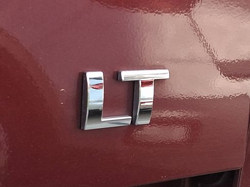 Used 2015 Chevrolet Silverado 1500 LT w/ LT Convenience Package image 6