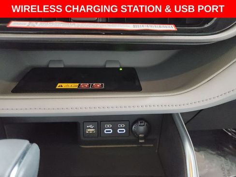 New 2026 Toyota Highlander Limited image 24