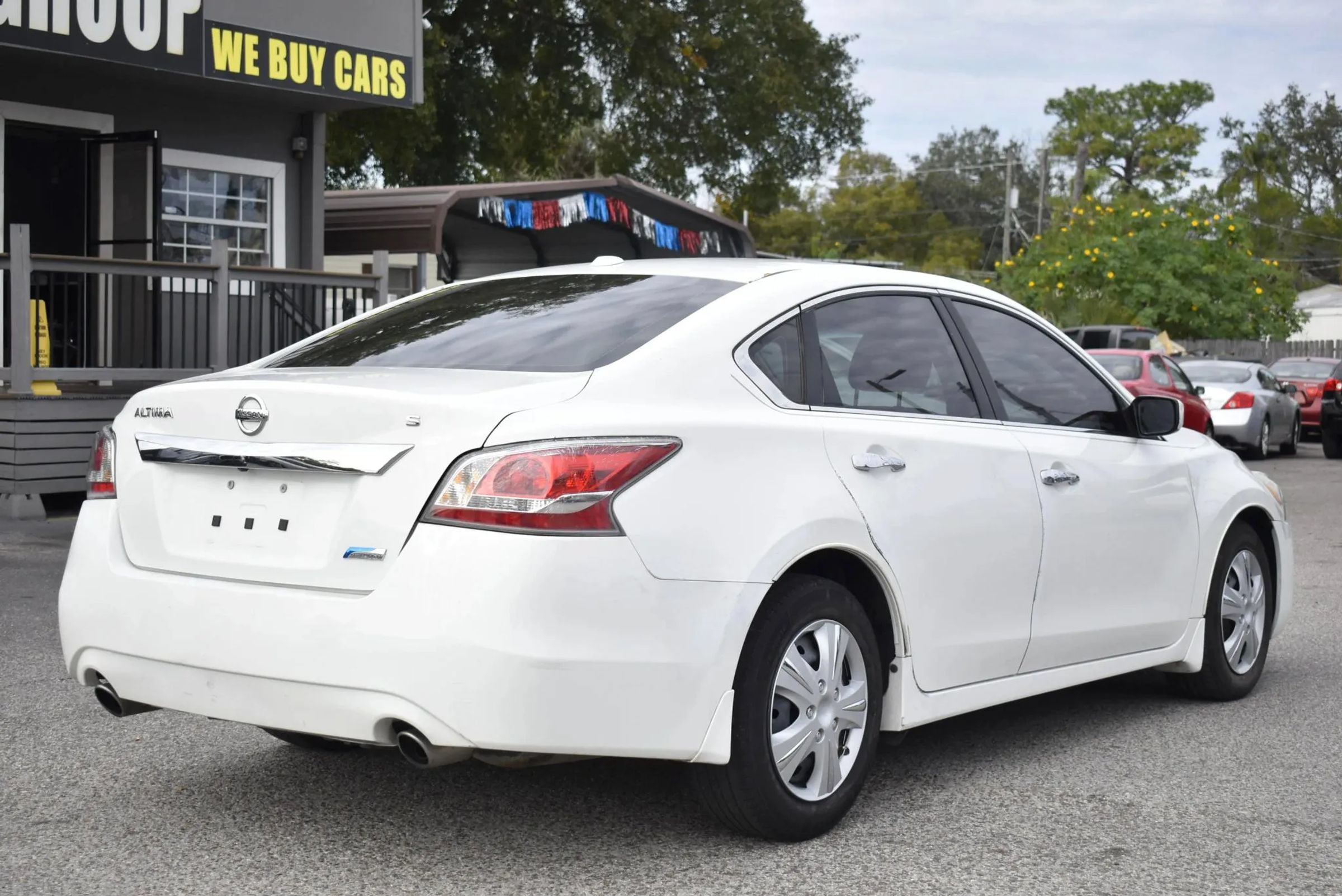 Used 2015 Nissan Altima 2.5 S w/ Power Driver Seat Package FWD image 7