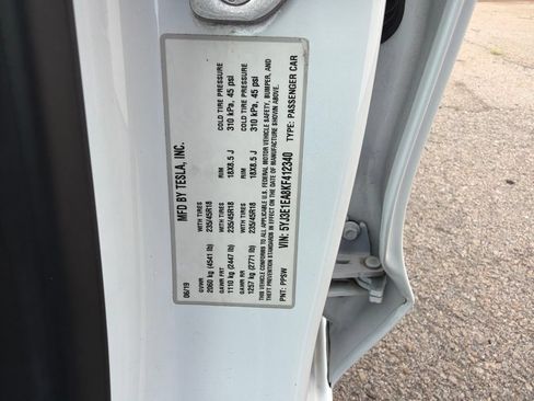 Used 2019 Tesla Model 3 Standard Range Plus RWD image 32