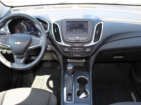 Used 2020 Chevrolet Equinox LT FWD image 8