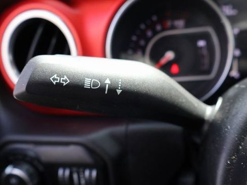 Used 2020 Jeep Gladiator Rubicon AWD/4WD image 34